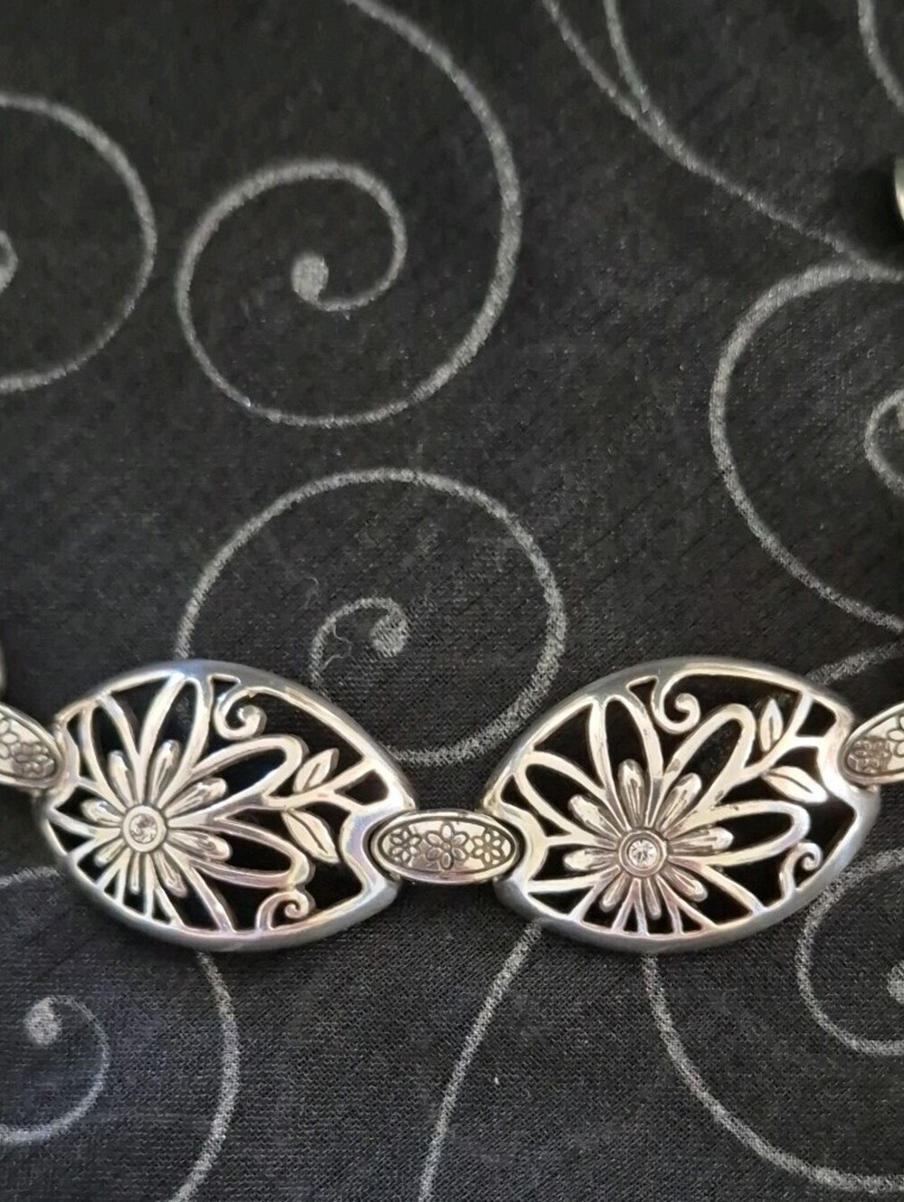 Vintage retired Brighton Floral Filigree Link Chain Bracelet, 7.25 to 8.25